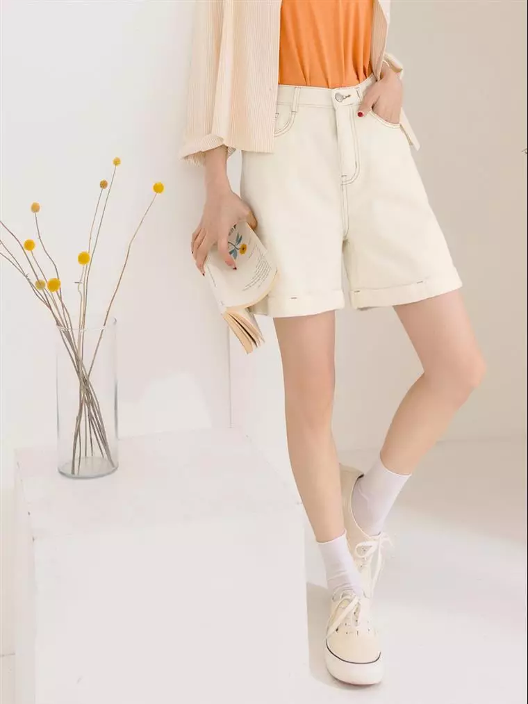 White color shorts online