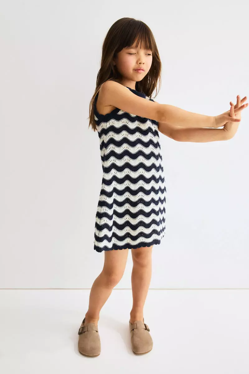 Buy H&M Appliqud hole-knit dress 2026 Online | ZALORA Philippines