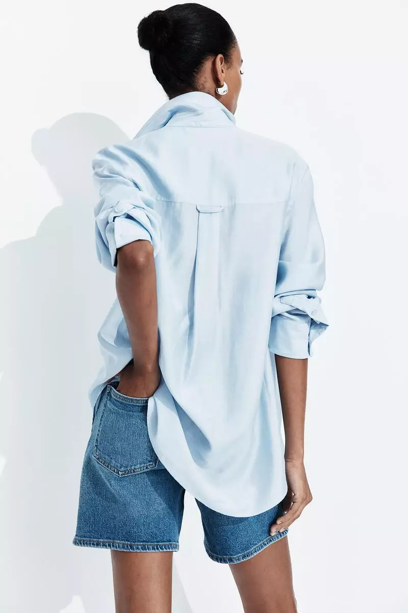 Pocket-front shirt