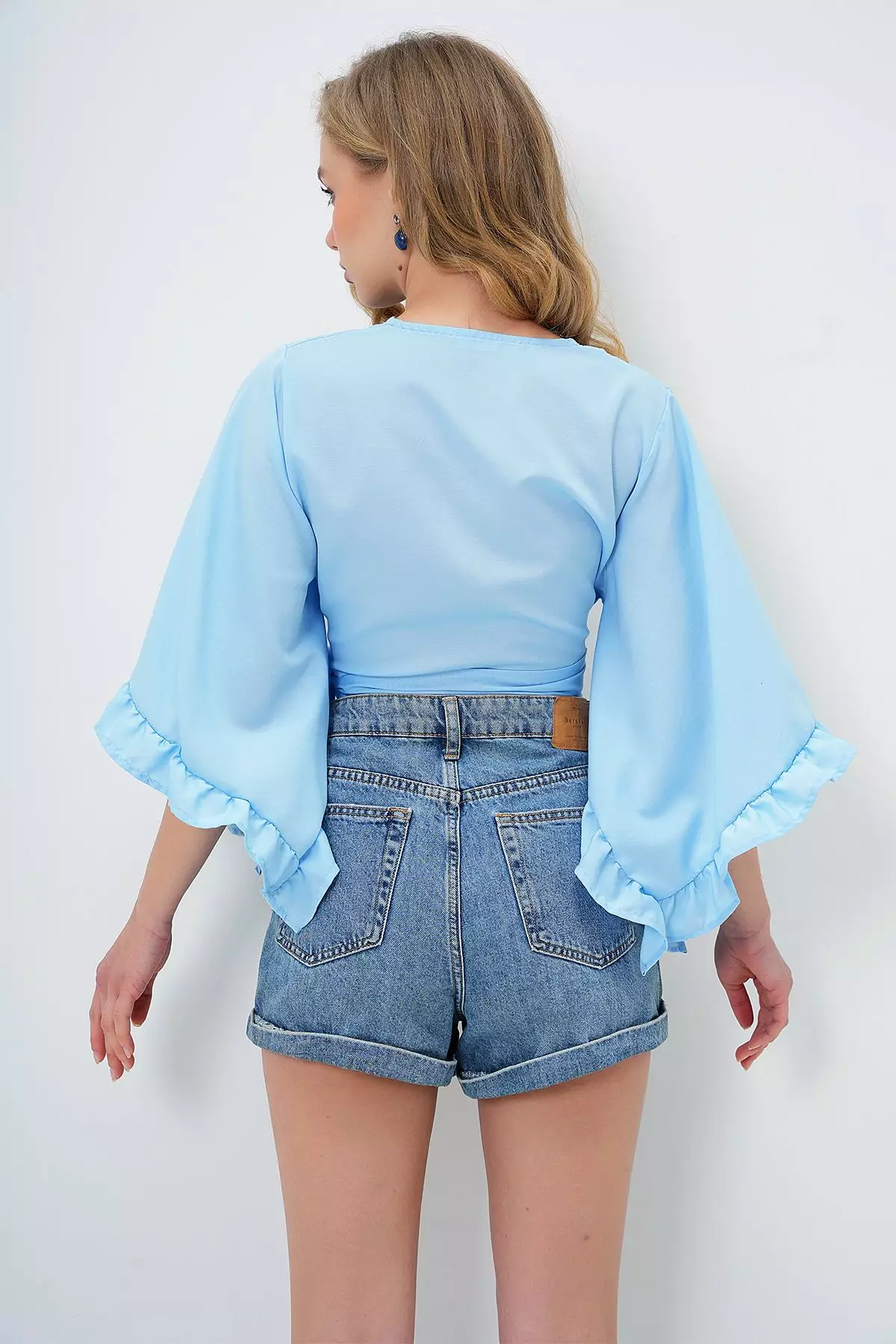 Women's Baby Blue Ruffle Sleeve Crop Woven Blouse Alc-X10336