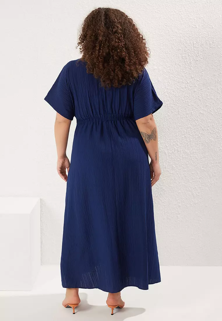 Navy Blue V Neck Short Sleeve Textured Fabric Woven Maxi Plus Size Dress Tbbss25Ah00038