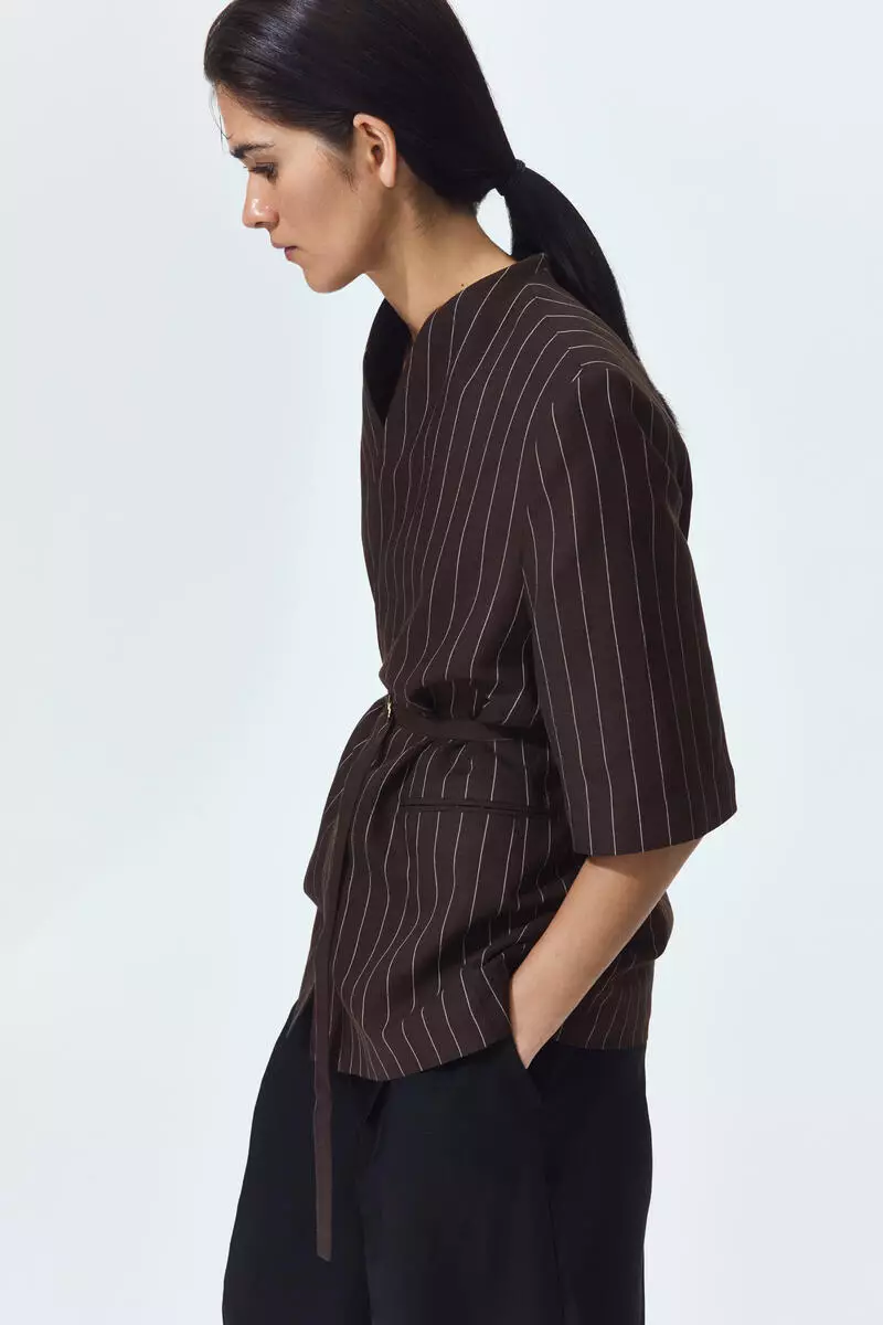 Short-sleeved linen-blend blazer