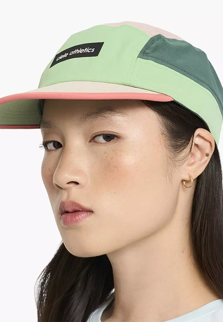 GOCap Field - Iconic Bar Sports Cap