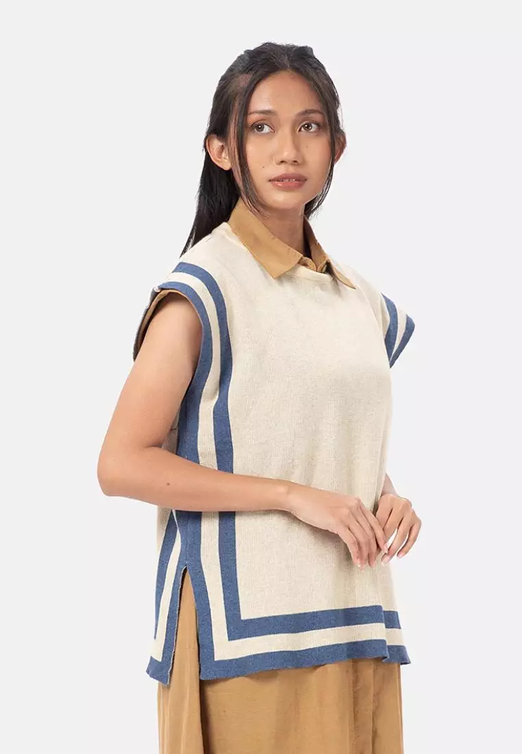 Agatha Blouse in Blue