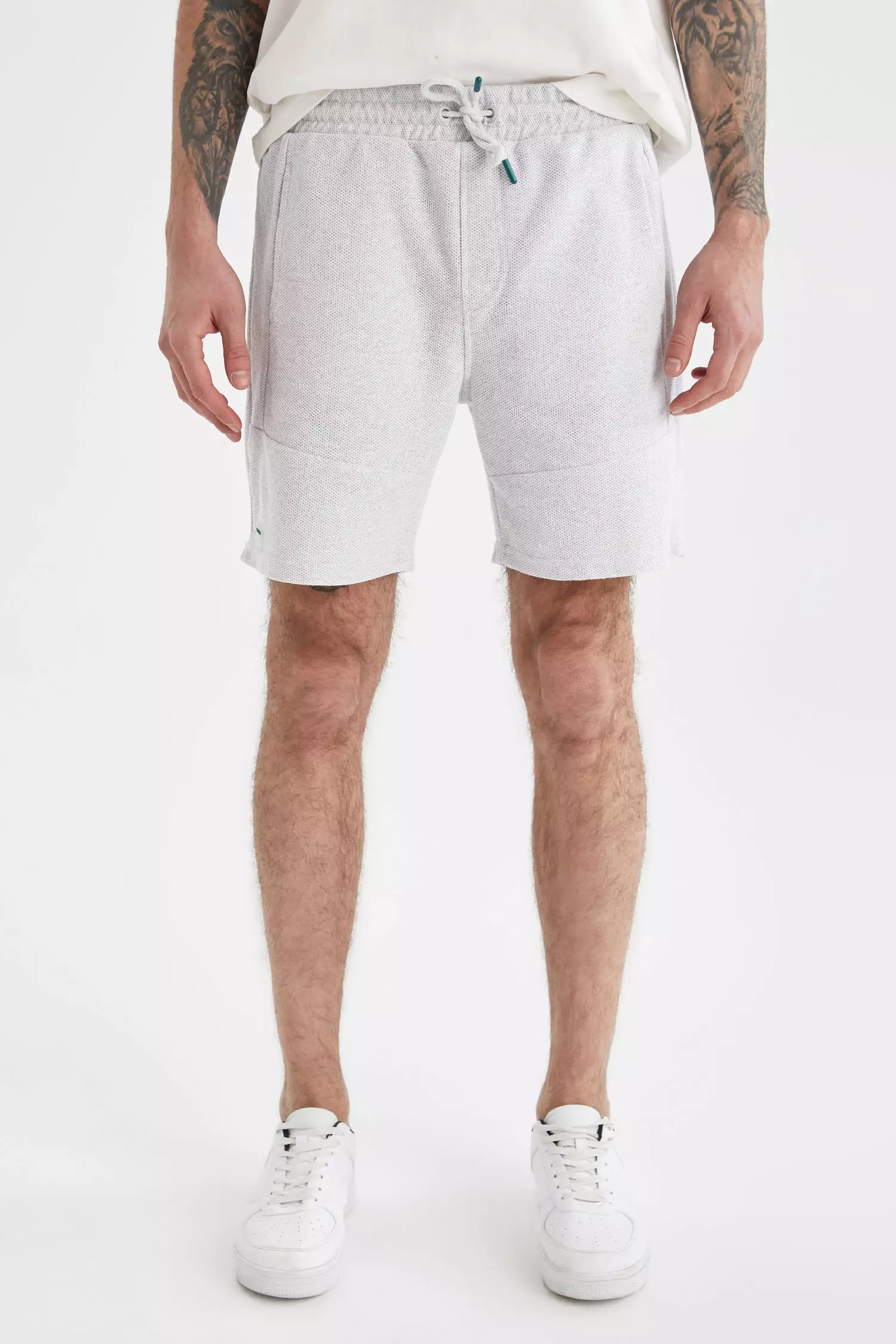 Men's reversible shorts with on sale pockets