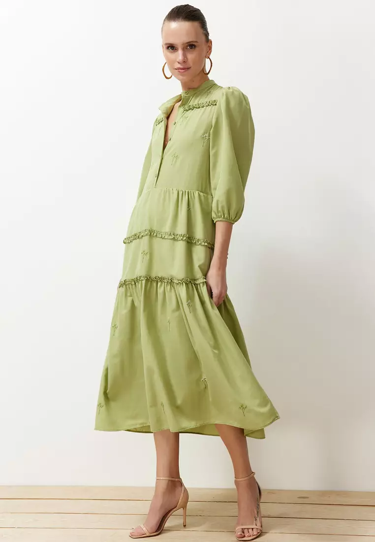 Embroidery Midi Dress