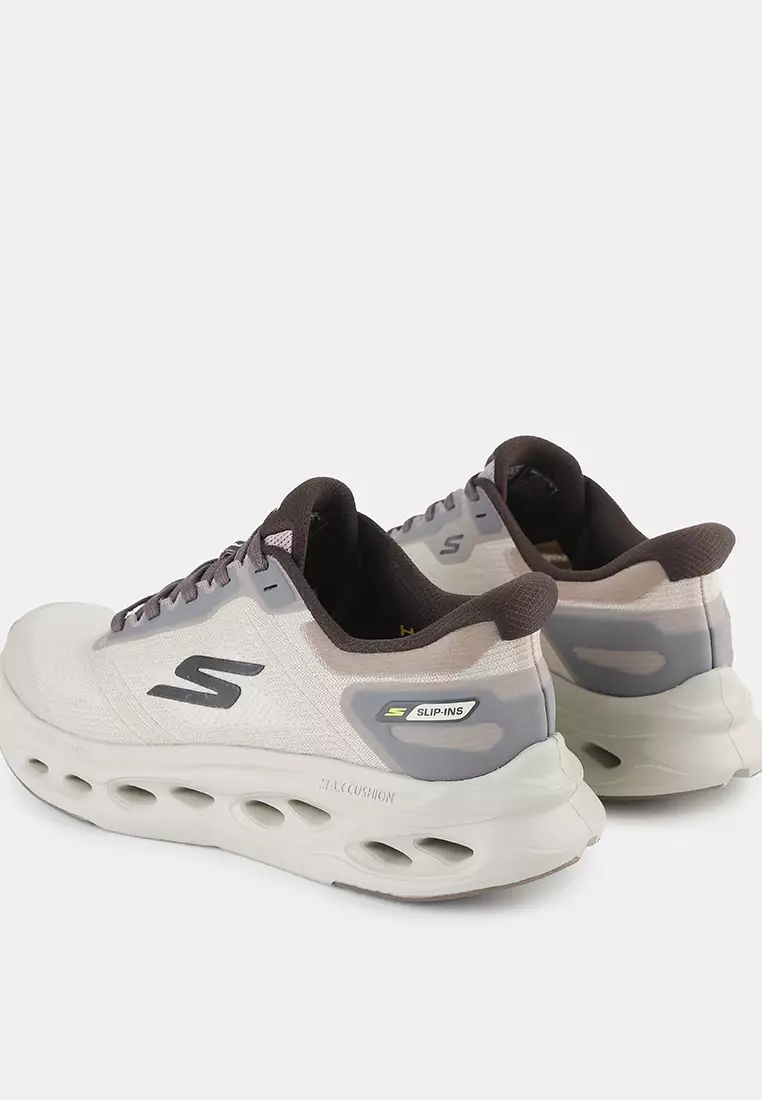 Max Cushioning Glide-Step