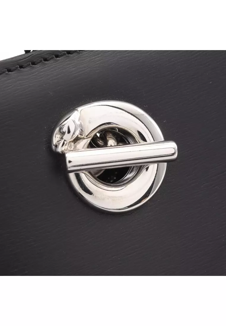 Pre-Loved Cartier panthère Shoulder bag tote bag leather black