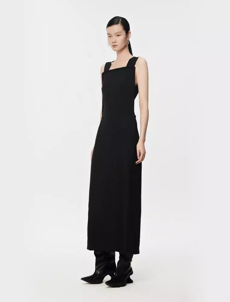Backless Long Sleeveless Dress