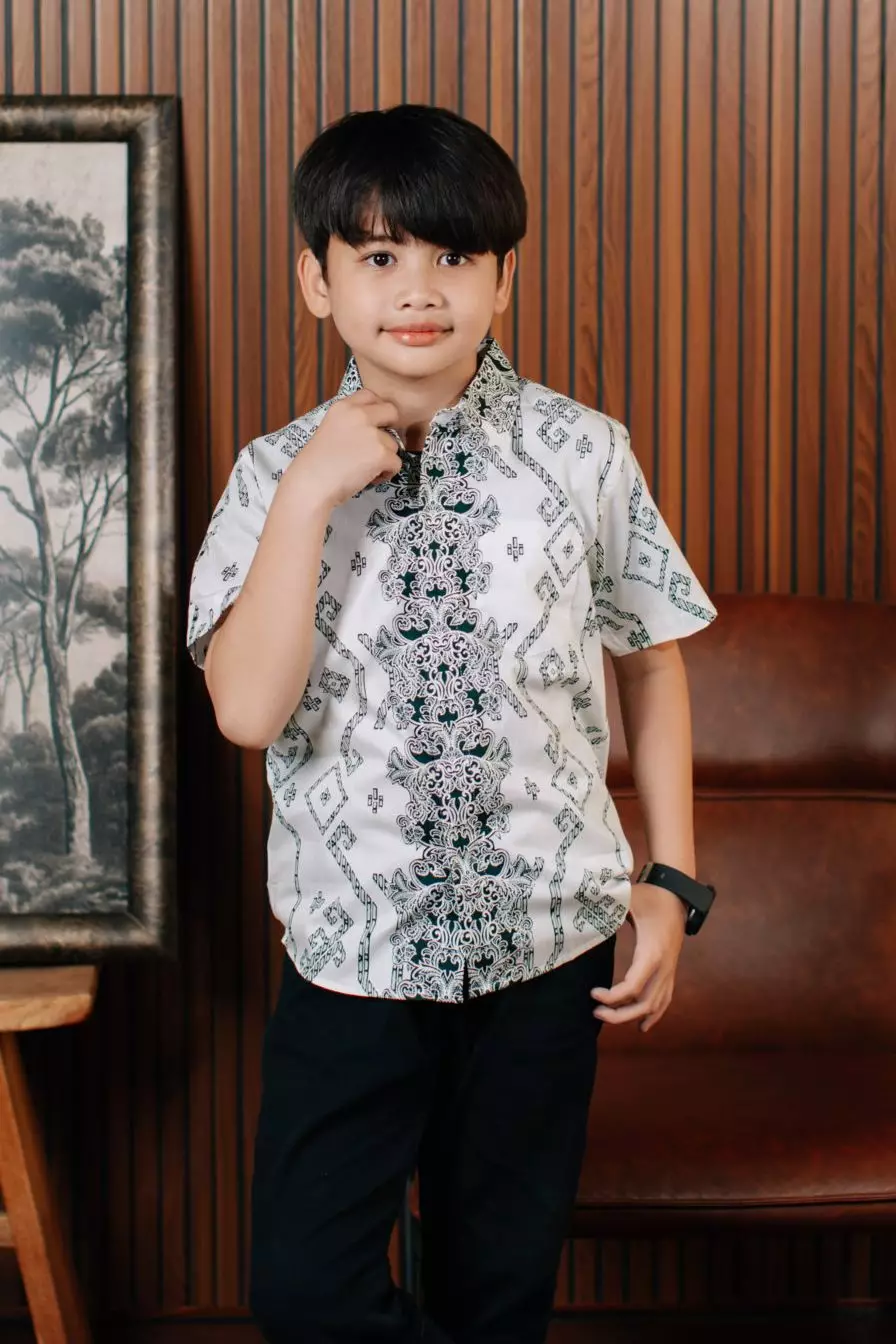 Adyatma Renjana Green White Putih Kemeja Batik Anak Pria Kemeja Batik Anak Cowok Katun