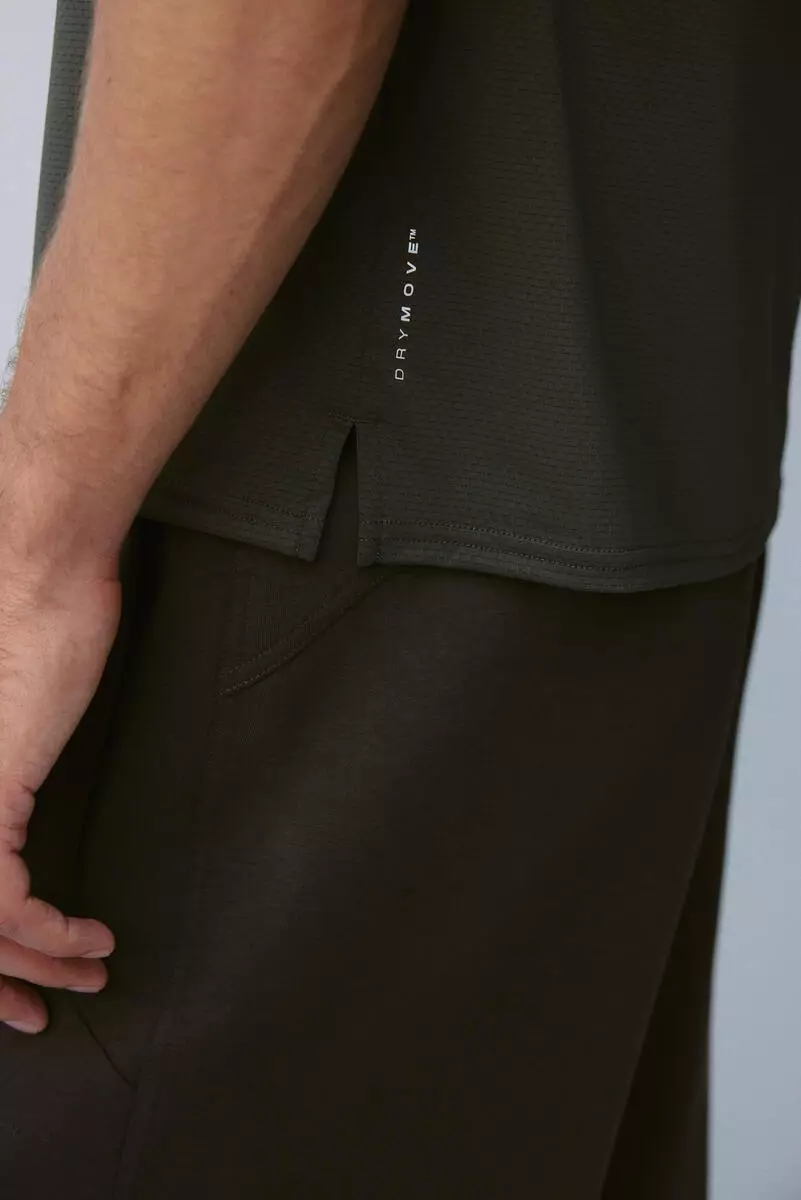 Mesh sports T-shirt with DryMove™