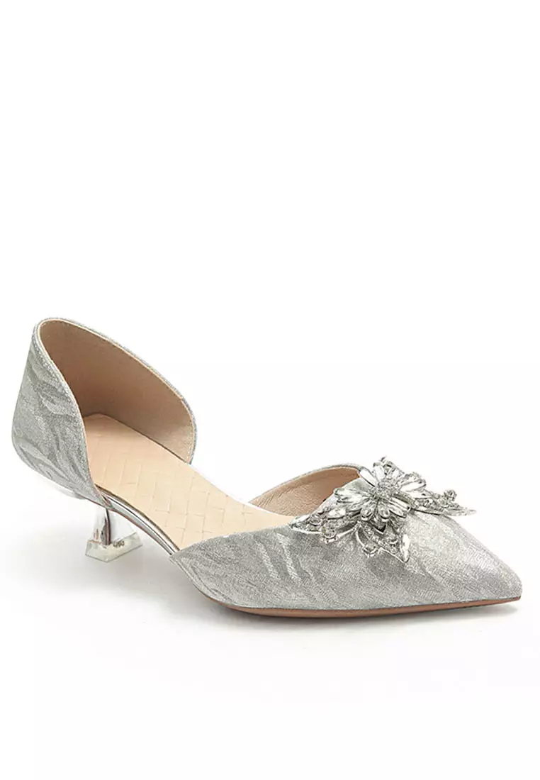 Discount on Twenty Eight Shoes  shoes - SKU: 5cm Hollow Buckle Pointy Pumps Ylt288-81