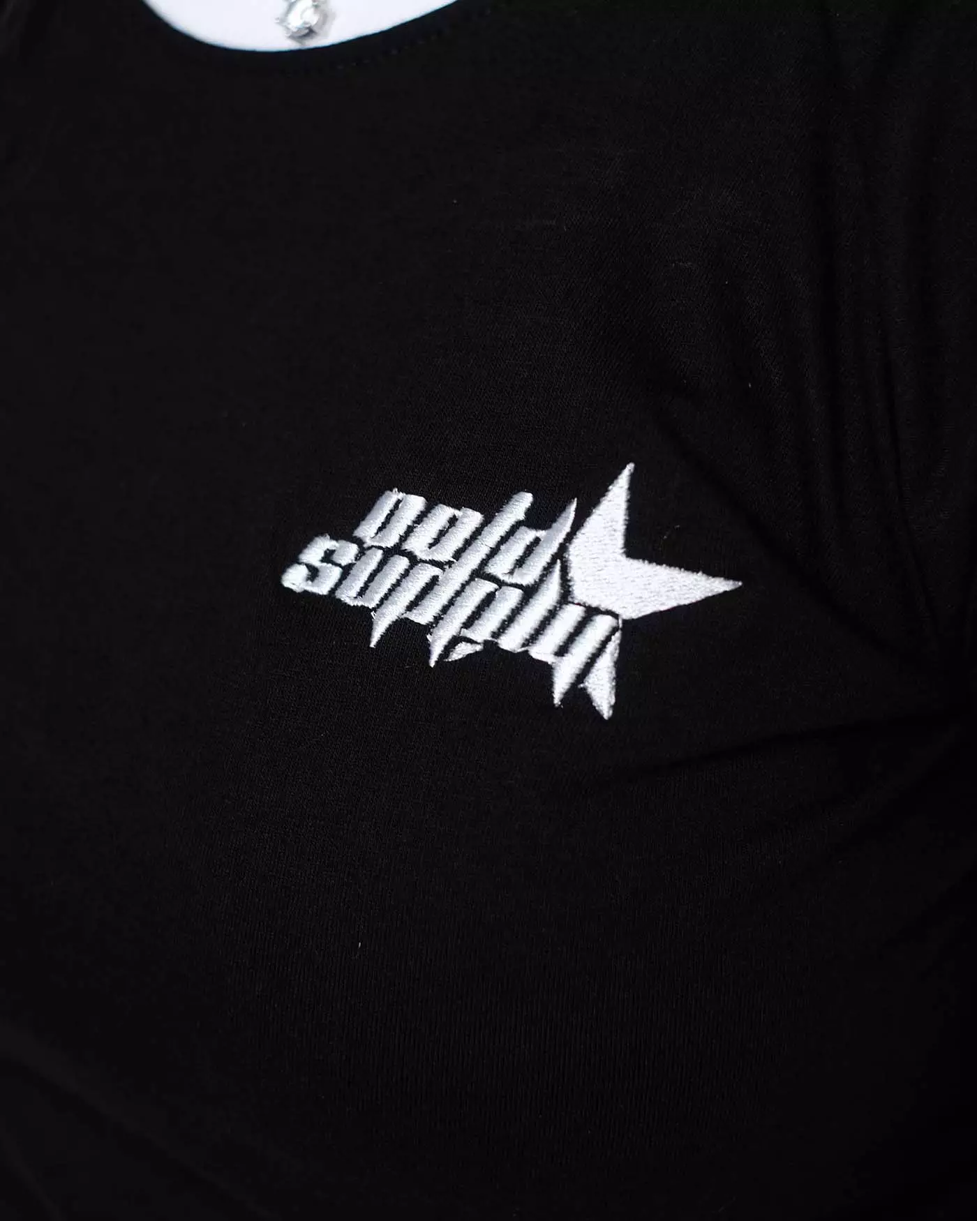 OOTDSUPPLY Cropteefit Longsleeve Raglan Vela Embroidey Strings l Kaos Crop Lengan Panjang CLSRGVLE