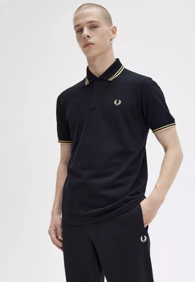 Fred Perry M12 Made in England Twin Tipped Fred Perry Shirt (Black / Champagne / Champagne)