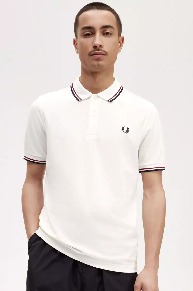 Fred Perry M3600 Twin Tipped Fred Perry Shirt (Snow White / Burnt Red / Navy)