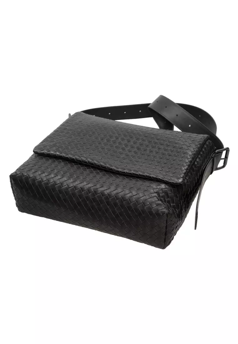 Bottega Veneta Intrecciato Calf Messenger Bag for Men in Light Moro