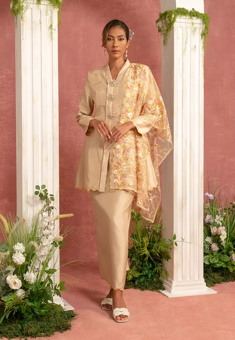 Buy Zalia RECYCLED SHANTUNG ZOFYA KURUNG SET 2024 Online ZALORA