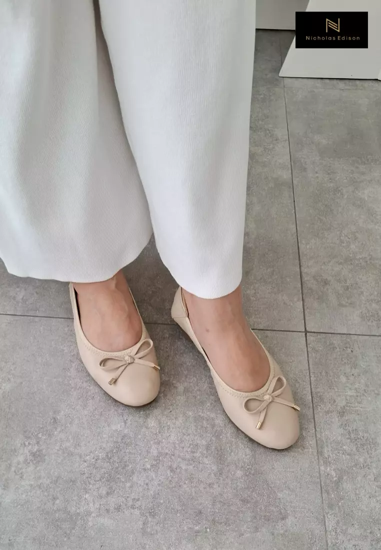 Nicholas Edison Flat Rafa Nude