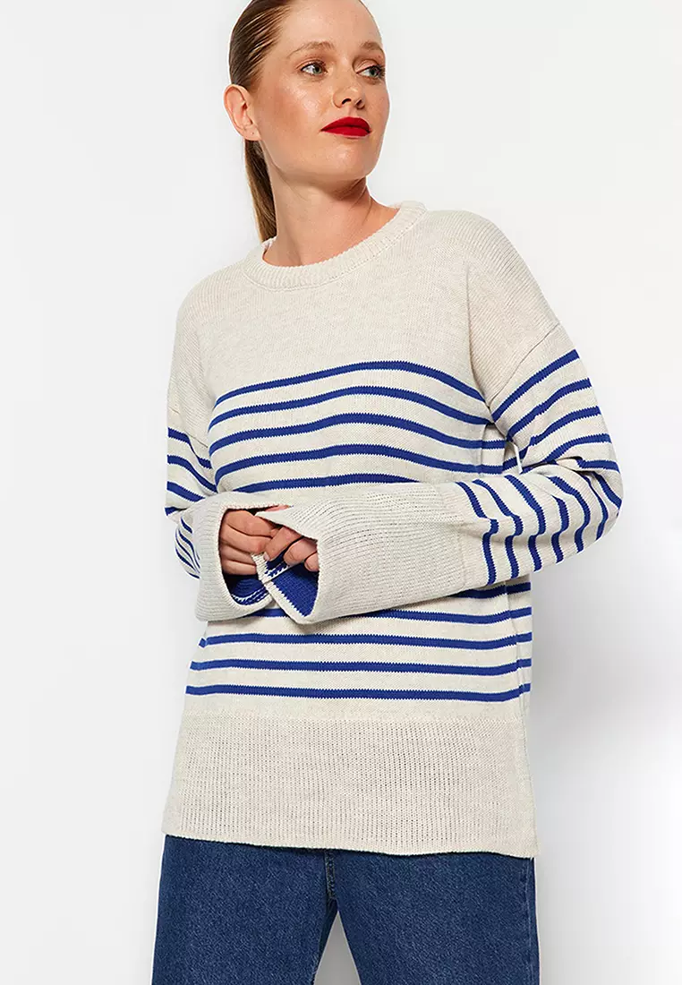 Contrast striped panel deals ribbed sweater