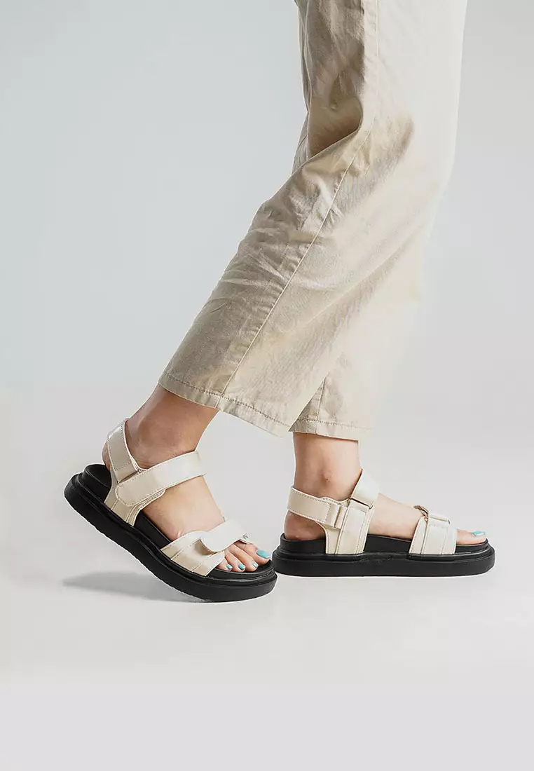 Kenzi Platform Sandals