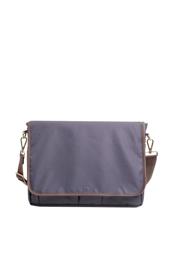 Jual Taylor Fine Goods Laptop Organizer Pixar 403 Blue Original Zalora Indonesia
