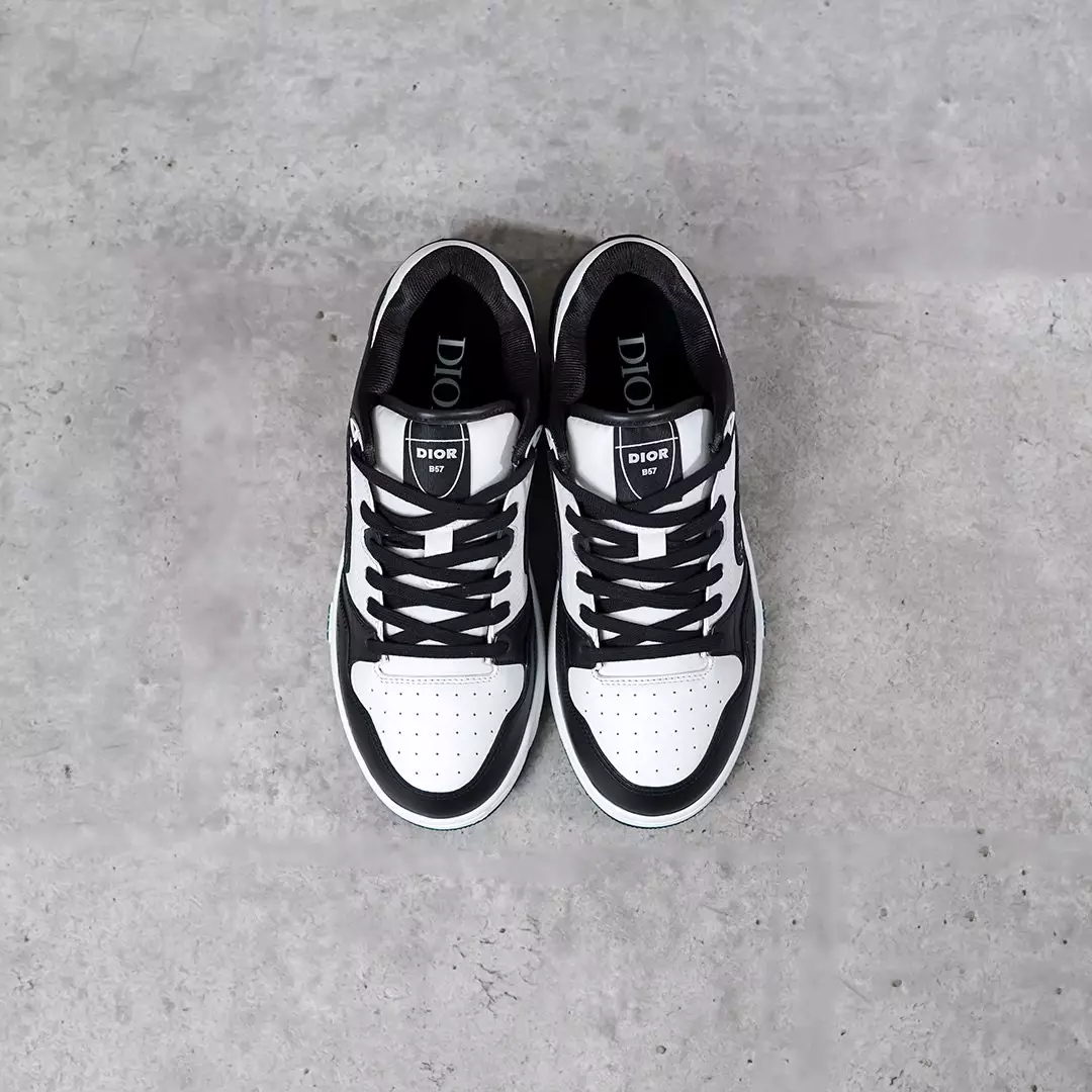 Sepatu CHRISTIAN DIOR B57 CD OBLIQUE WHITE BLACK SNEAKER 100% ORIGINAL