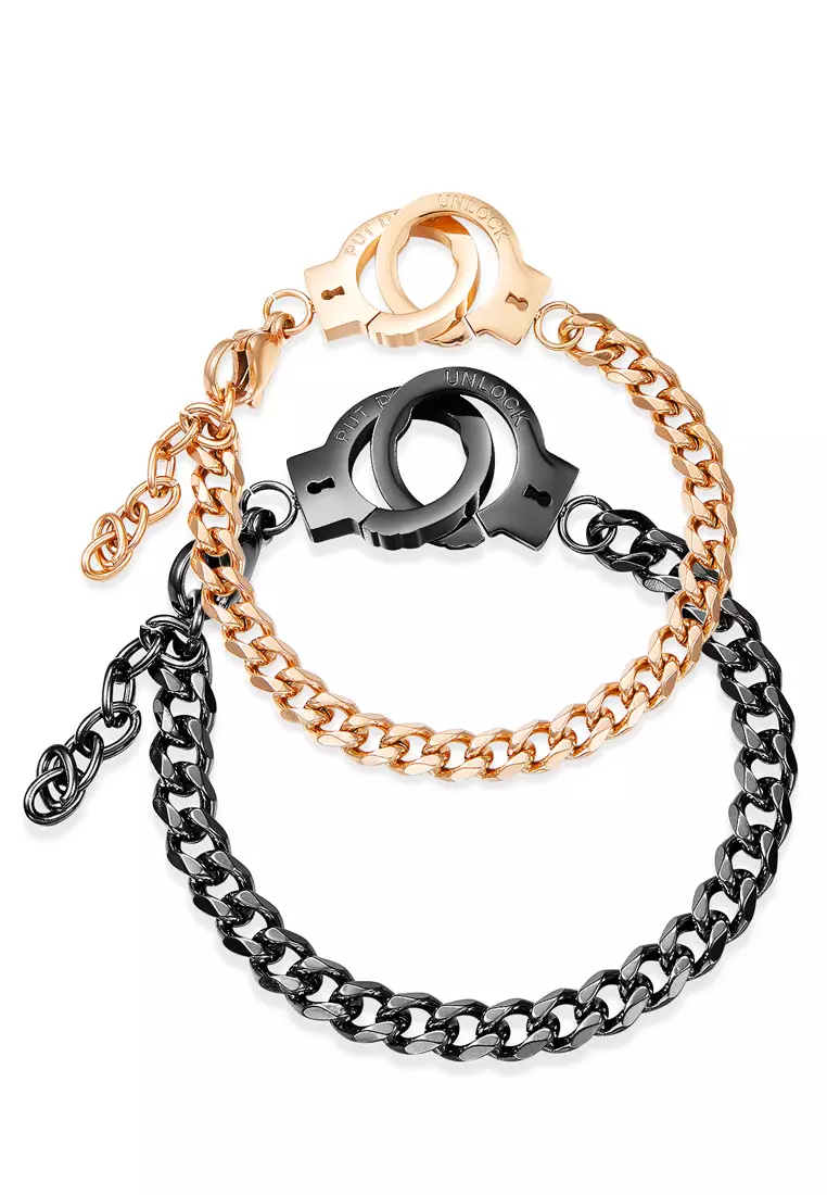 Gold chain with matching outlet bracelet