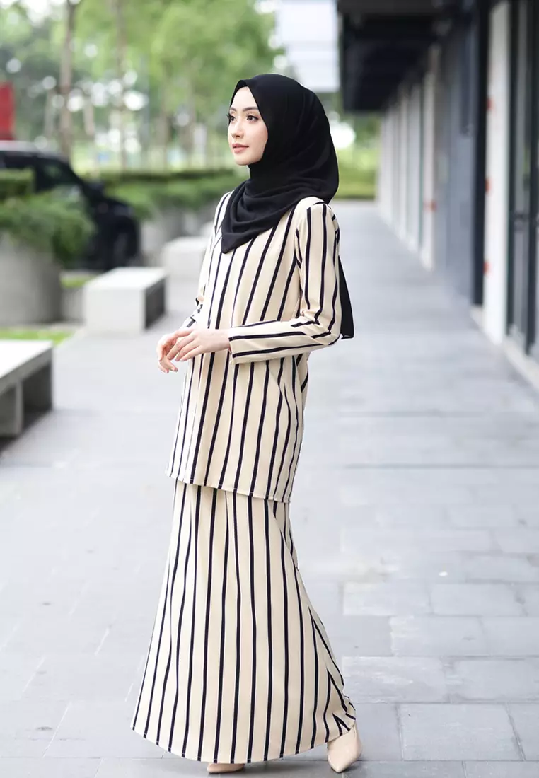 Rina Stripe Printed Kurung Nude Yellow Black