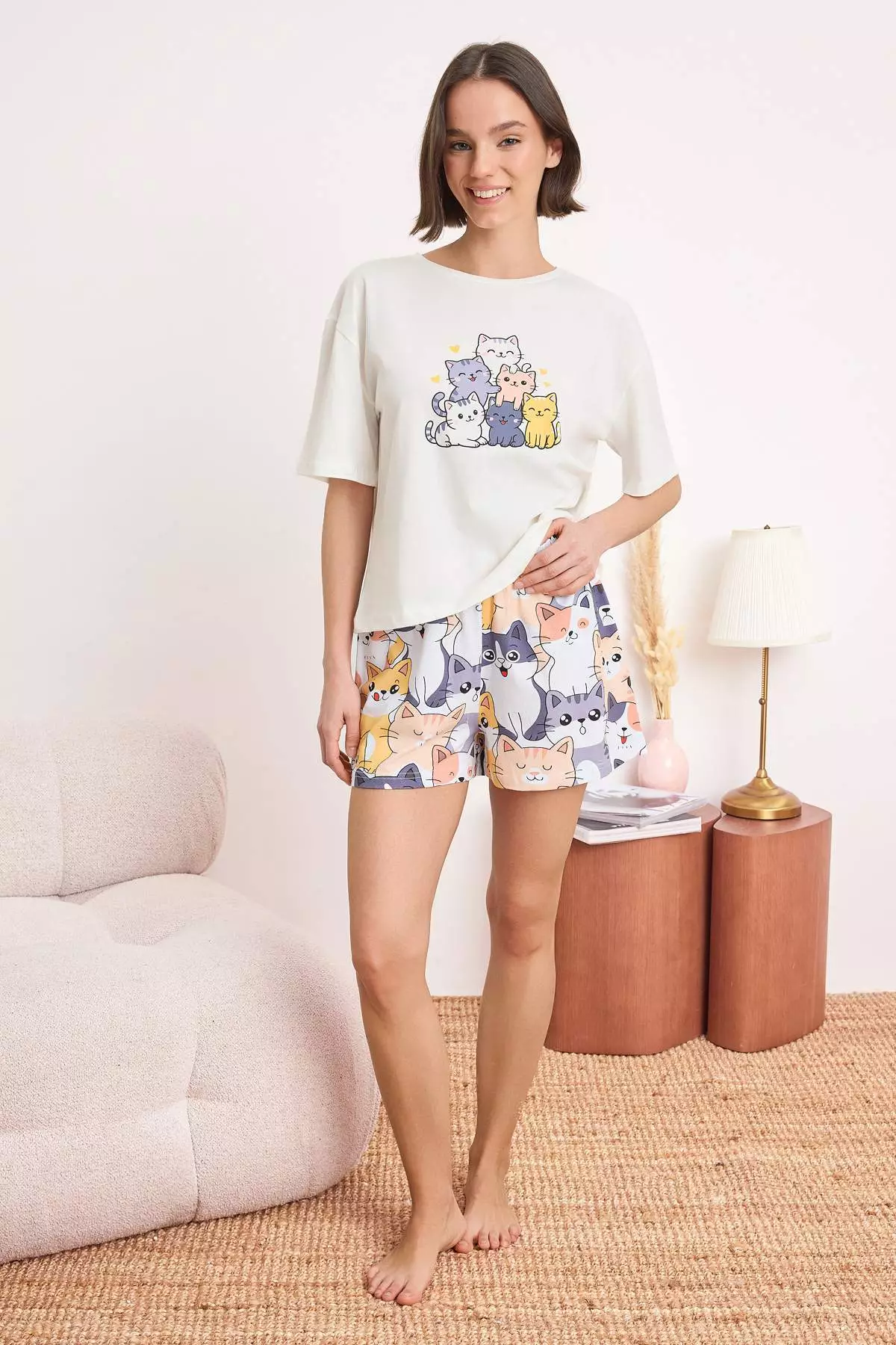 White Cat Patterned Cotton Pcs Stretch Fabric Soft Touch Knitted Pajamas Set Thmss26Pt126