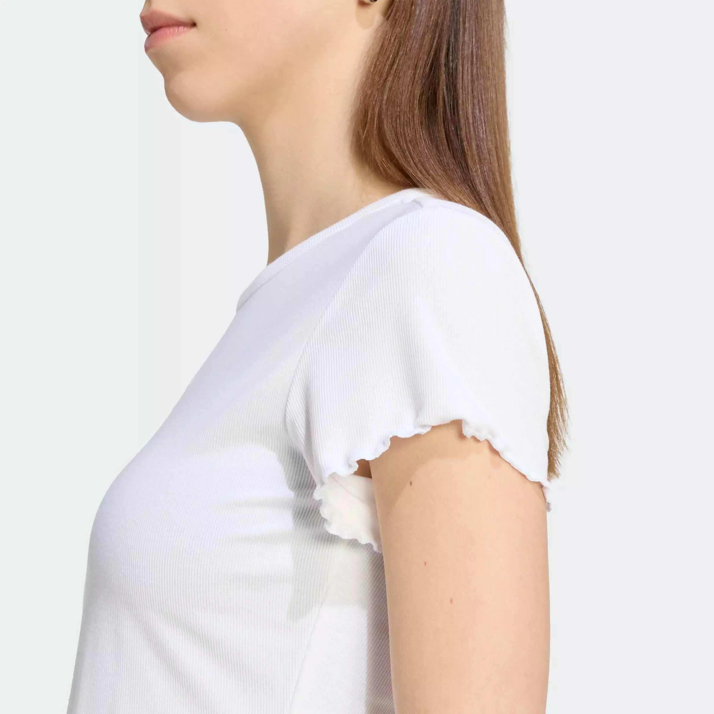 Lifestyle ESSENTIALS SCALLOPED EDGE BABY TEE Women White KE1107