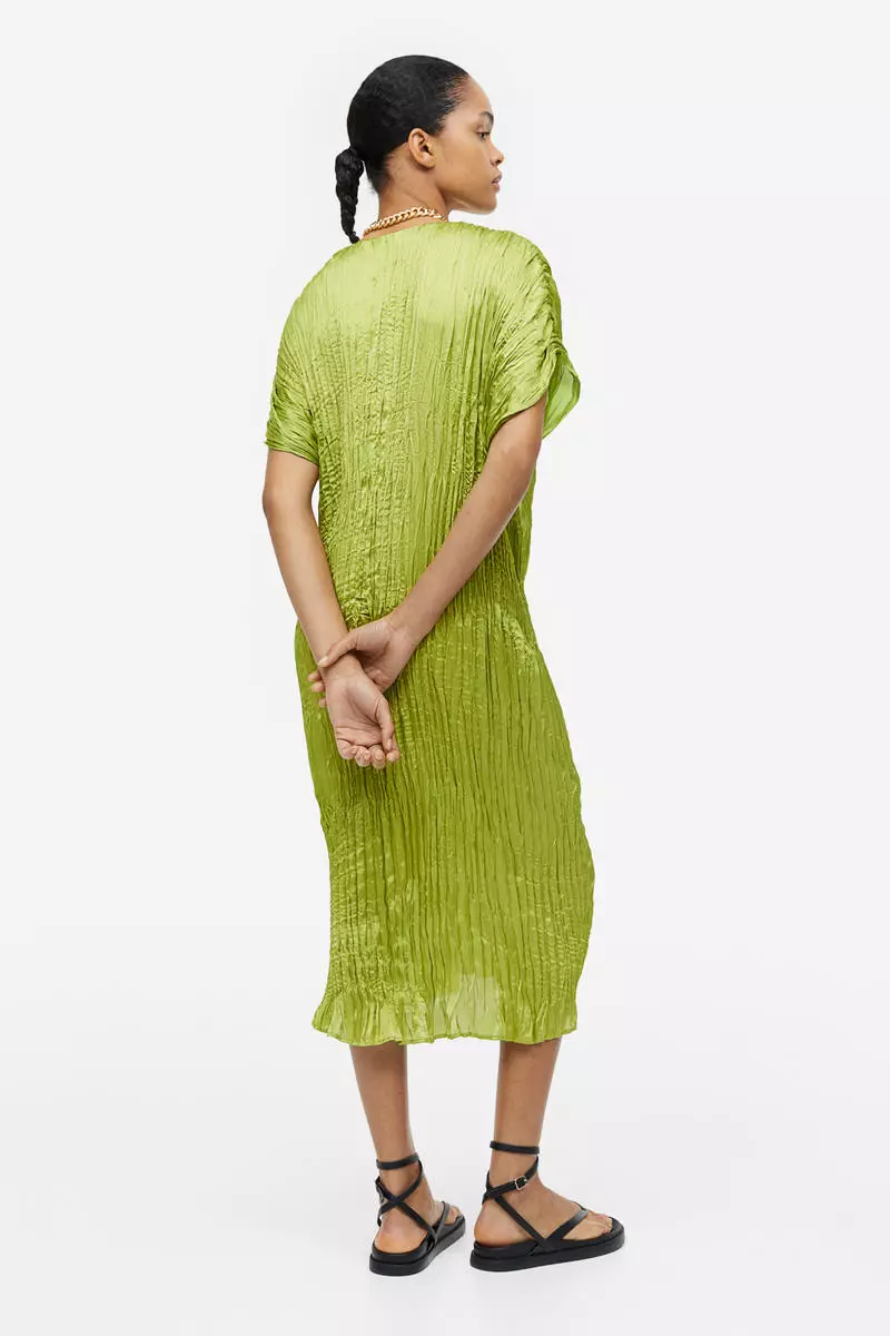 H&m green pleated outlet dress