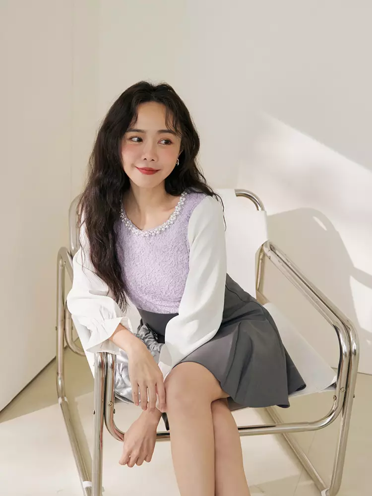 Textured pearl-collared ruffled sleeve top [AB19666]