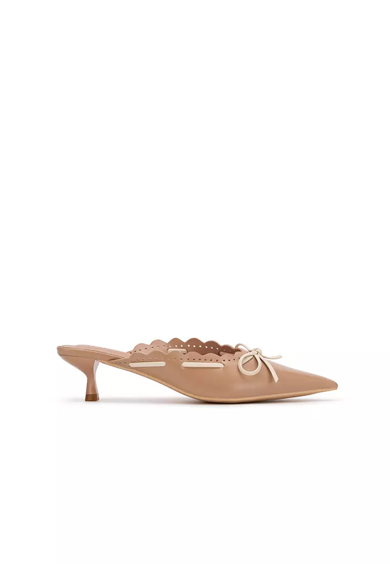 Discount on nose  shoes - SKU: PERFORATED HEEL MULE WITH BOW