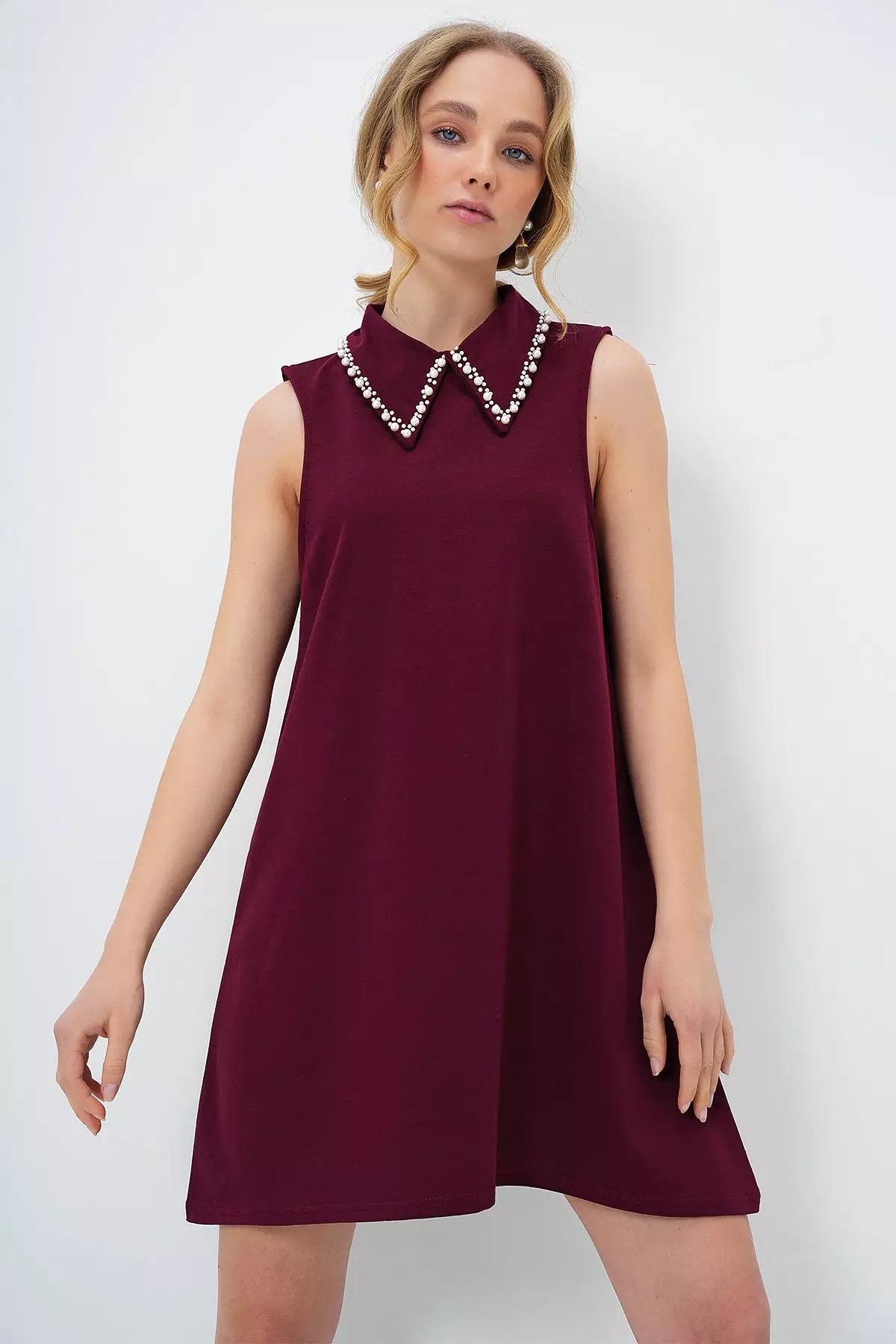 Women's Plum Faux Pearl Collar Sleeveless Basic Dress