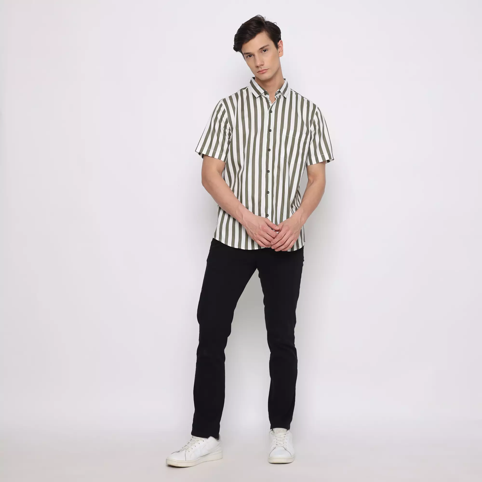 Platini Kemeja Motif Salur Pria Lengan Pendek Katun Hijau Army 73411