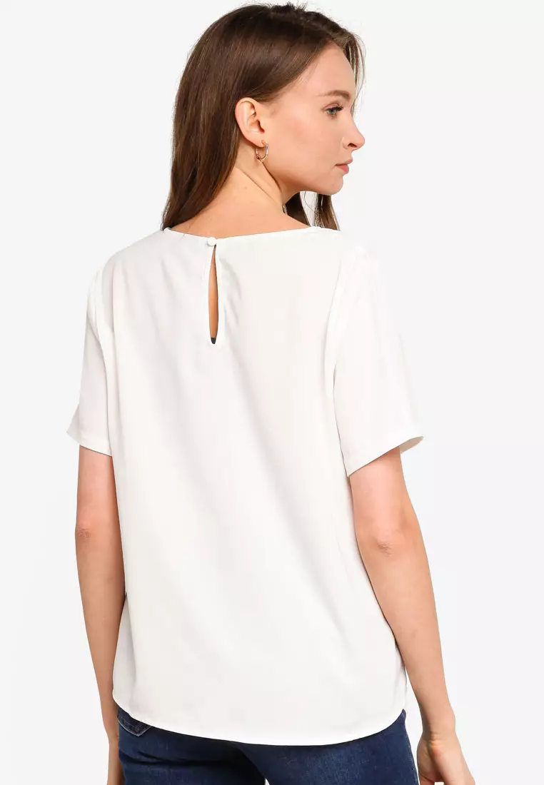 Lee V Neck Tee