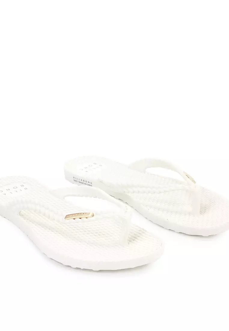 Kick Back Thong - Solid