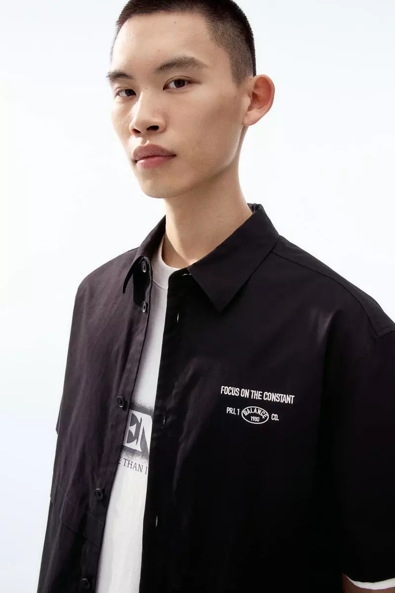 Loose Fit Short-sleeved shirt