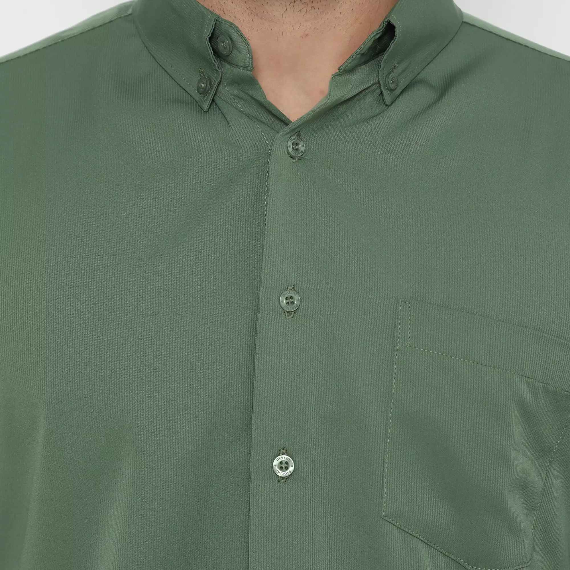 Platini Kemeja Pria Lengan Panjang Polos Polinosic Hijau Lumut 66500