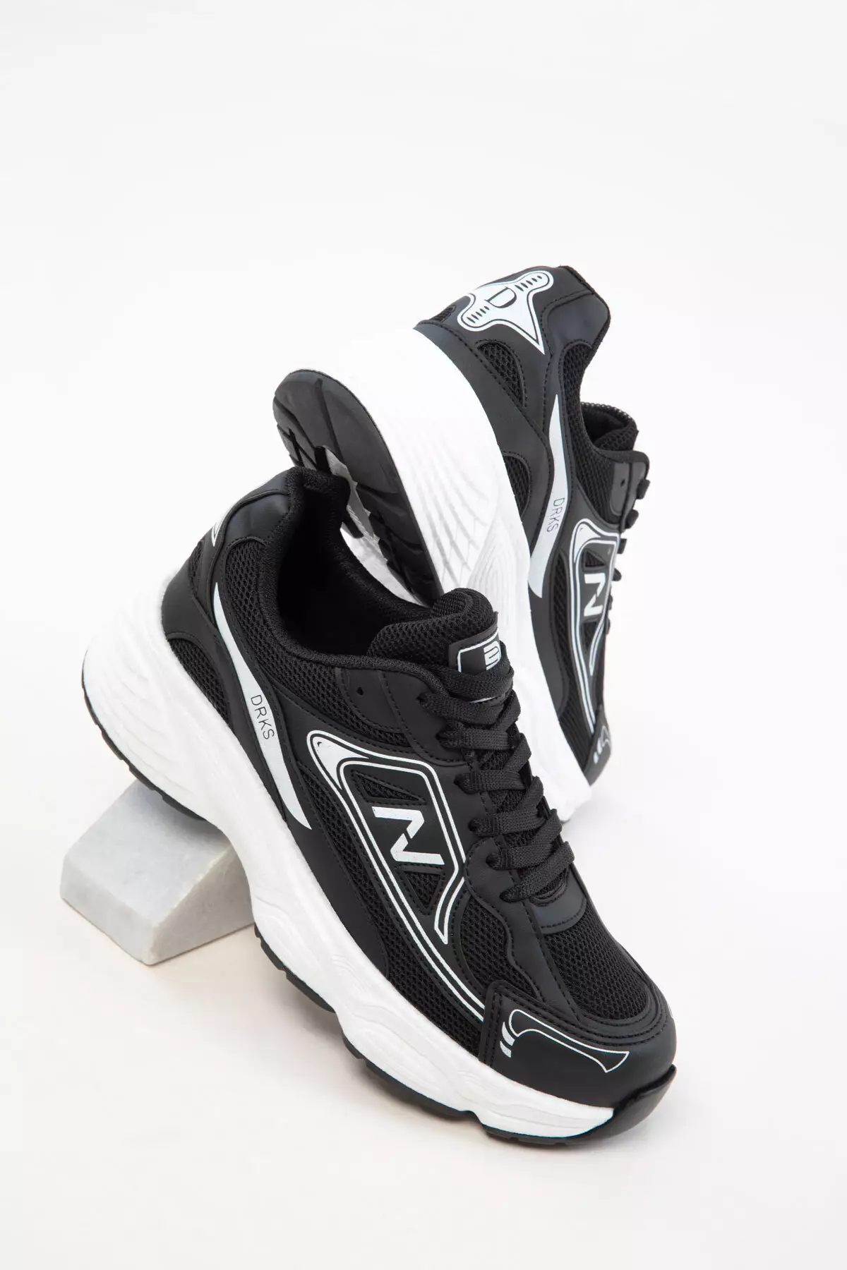 Black-White Women's Sneaker 20762