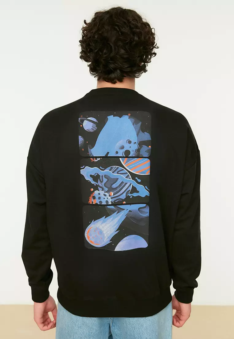 Graphic Sweatshirt