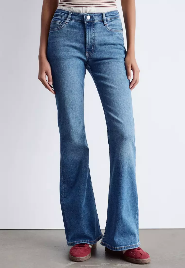 Slim Low-Rise Bootcut Jeans