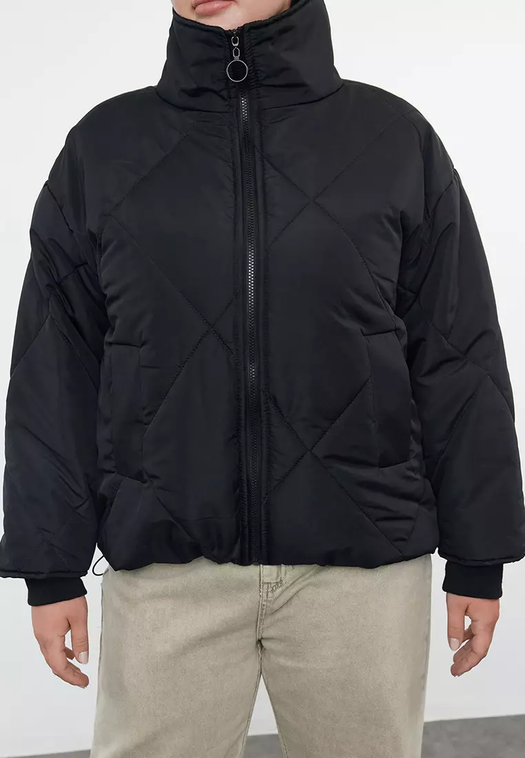 Black Regular Fit Water Repellent Puffer Quilted Plus Size Coat Tbbaw25Aw00002