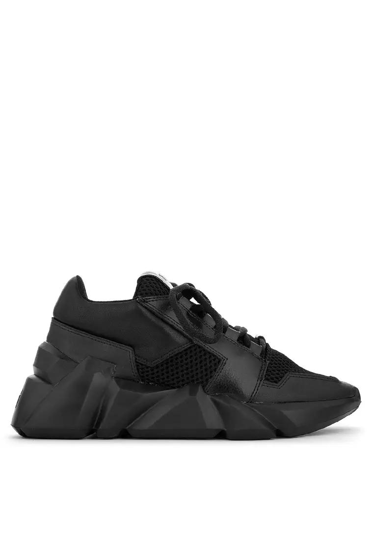 Mens nude trainers best sale