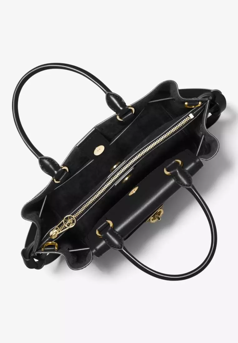 Authentic Michael Kors Mini Hamilton crossbody Sling Bag, Women's Fashion,  Bags & Wallets, Cross-body Bags on Carousell