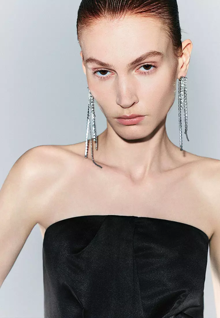 UR秋季新款女装法式赫本风腰带开衩无袖连衣裙UWG740183