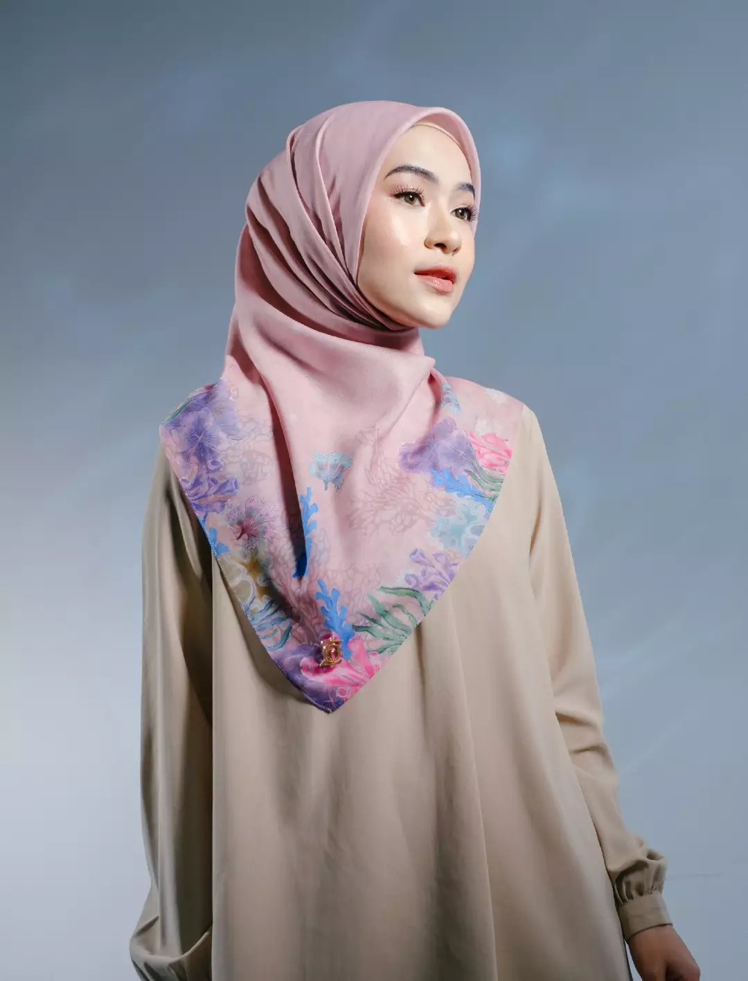 CASPIA Scarf Cream - Kerudung Hijab Segiempat Motif With BOX - Bahan Nesla - Ukuran 115x115
