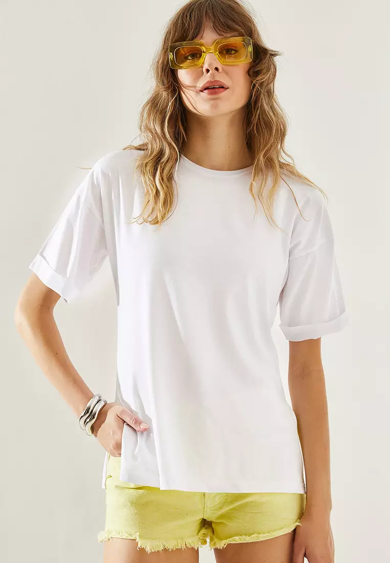 Side Slit Sleeve Folding Detailed Crew Neck Short Sleeve Basic T-Shirt