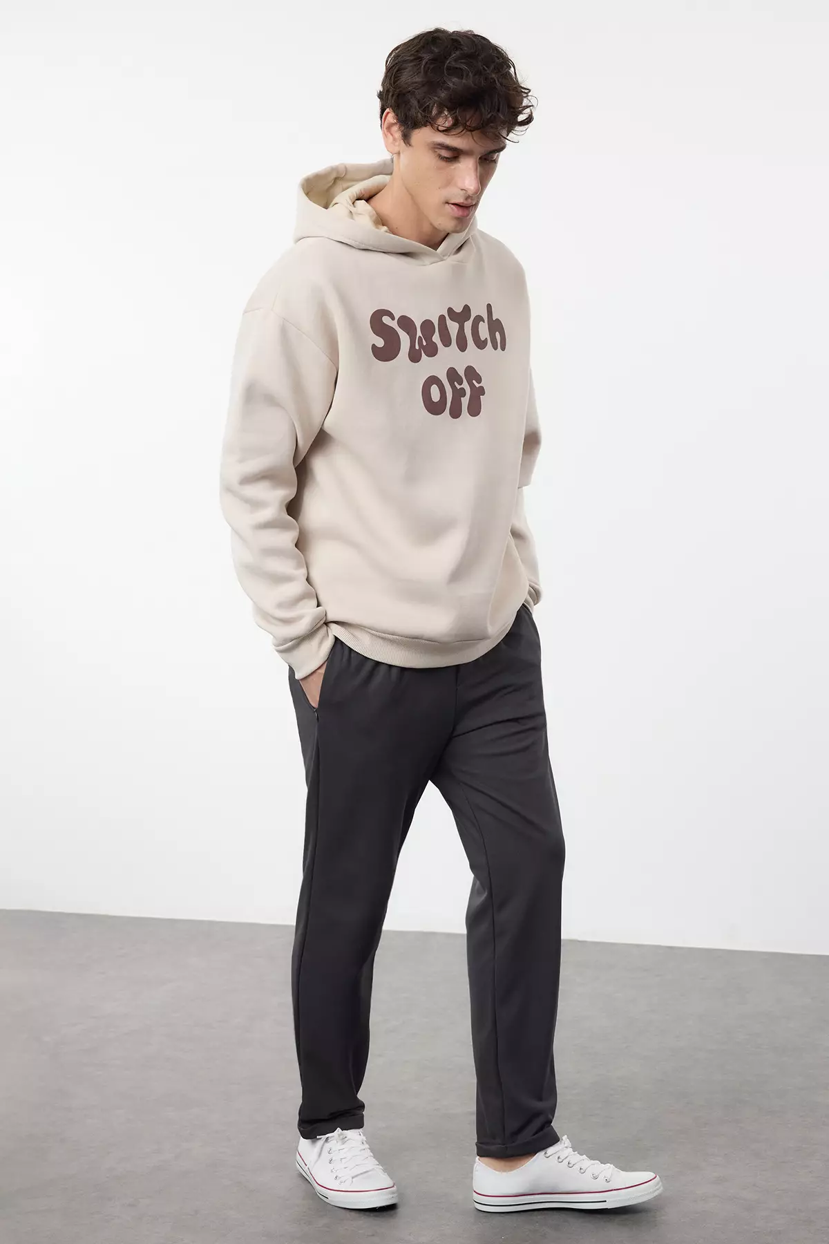 Trousers with Zip Pockets