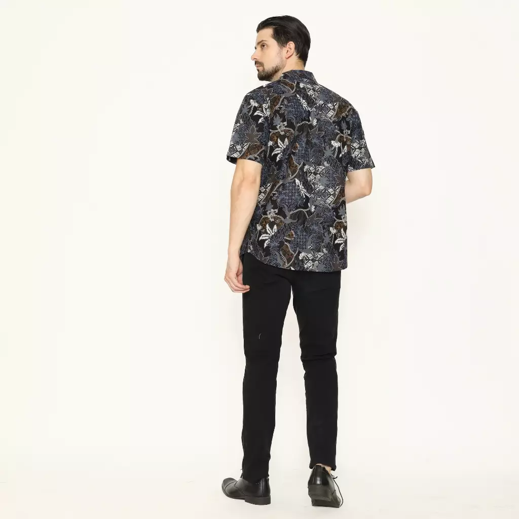 AMK Kemeja Batik Pria Lengan Pendek SHB Arthur S/S Black
